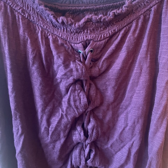 Aeropostale Maroon Off the Shoulder Top Size XS - Picture 4 of 6
